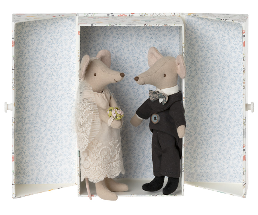»Wedding mice couple in box« — MAILEG